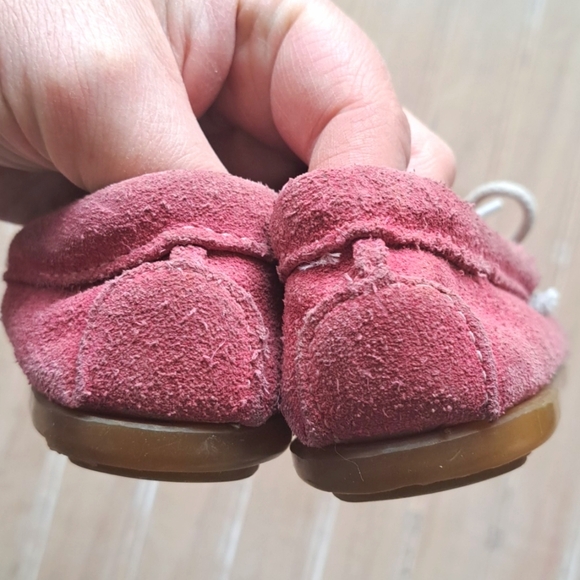 Minnetonka Thunderbird Leather Girl's Moccasin Native American HandBeaded - Picture 6 of 12